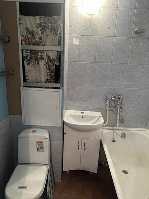 Продам однокомнатную (1-комн.) квартиру, Коминтерна ул, 22к2, Москва г