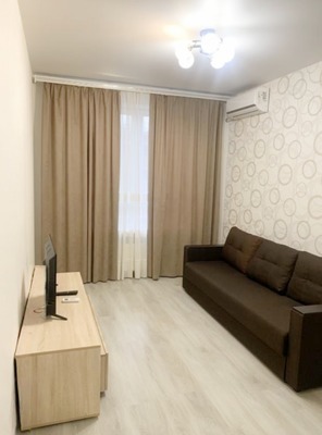 Сдам однокомнатную (1-комн.) квартиру, Западный Обход ул, 42, Краснодар г