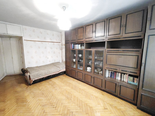 Продам двухкомнатную (2-комн.) квартиру, Маслова ул, 3, Монино рп