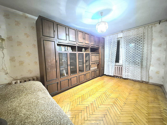 Продам двухкомнатную (2-комн.) квартиру, Маслова ул, 3, Монино рп