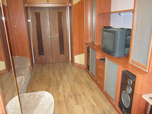 Сдам трехкомнатную (3-комн.) квартиру, Коломенский проезд, 8к3, Москва г