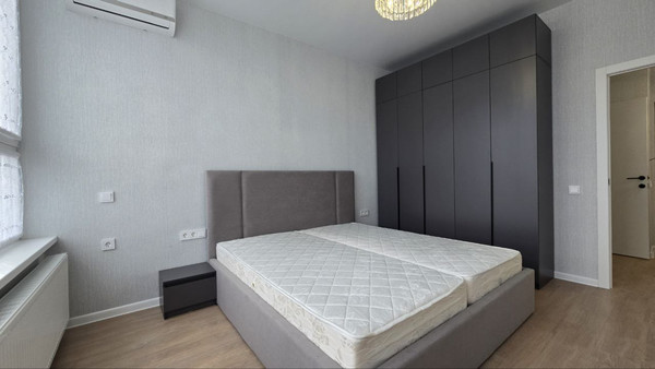 Продам однокомнатную (1-комн.) квартиру, Воронежская ул, 47/10, Краснодар г