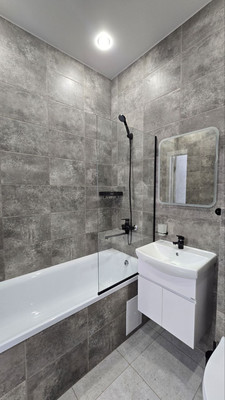 Продам однокомнатную (1-комн.) квартиру, Воронежская ул, 47/10, Краснодар г