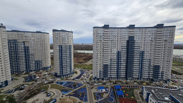 Продам однокомнатную (1-комн.) квартиру, Воронежская ул, 47/10, Краснодар г