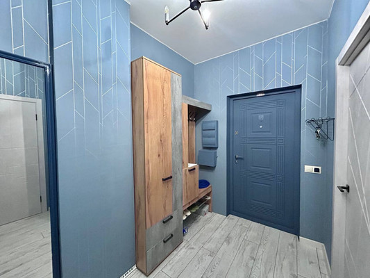 Продам однокомнатную (1-комн.) квартиру, Крылова ул, 36, Симферополь г