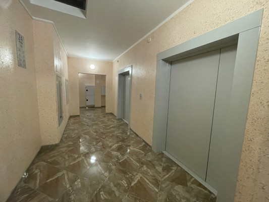 Сдам однокомнатную (1-комн.) квартиру, Конгрессная ул, 33к1, Краснодар г