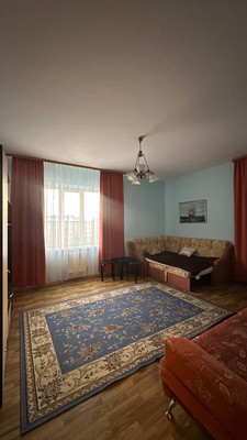 Продам трехкомнатную (3-комн.) квартиру, Черкасская ул, 85, Краснодар г