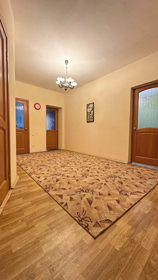 Продам трехкомнатную (3-комн.) квартиру, Черкасская ул, 85, Краснодар г