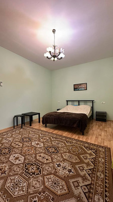 Продам трехкомнатную (3-комн.) квартиру, Черкасская ул, 85, Краснодар г