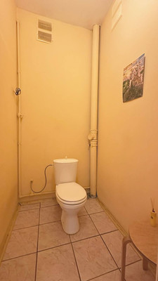 Продам трехкомнатную (3-комн.) квартиру, Черкасская ул, 85, Краснодар г