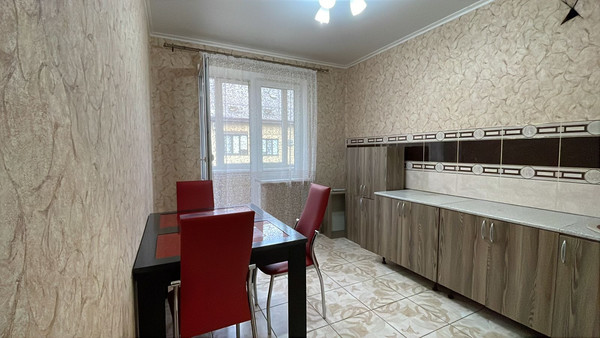 Продам однокомнатную (1-комн.) квартиру, Первомайская ул, 36к6, Знаменский п