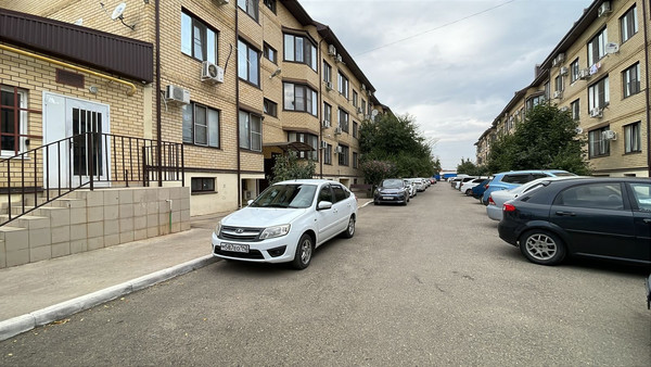 Продам однокомнатную (1-комн.) квартиру, Первомайская ул, 36к6, Знаменский п