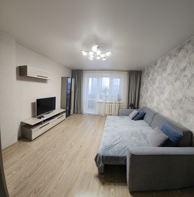 Продам трехкомнатную (3-комн.) квартиру, Красный Октябрь ул, 47кА, Раменское г