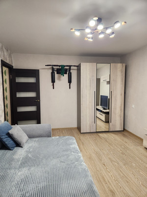 Продам трехкомнатную (3-комн.) квартиру, Красный Октябрь ул, 47кА, Раменское г