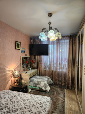 Продам трехкомнатную (3-комн.) квартиру, Красный Октябрь ул, 47кА, Раменское г