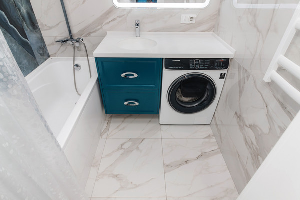 Продам двухкомнатную (2-комн.) квартиру, Гагарина ул, 151, Ханты-Мансийск г