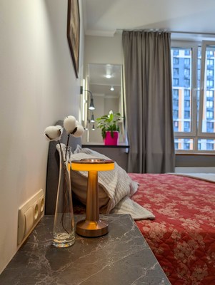 Продам однокомнатную (1-комн.) квартиру, Эйнштейна б-р, 5, Новоивановское рп