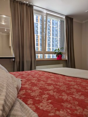 Продам однокомнатную (1-комн.) квартиру, Эйнштейна б-р, 5, Новоивановское рп