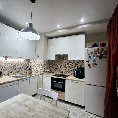 Продам двухкомнатную (2-комн.) квартиру, Строителей пр-кт, 18, Кудрово г