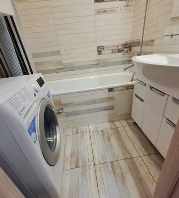 Продам двухкомнатную (2-комн.) квартиру, Строителей пр-кт, 18, Кудрово г