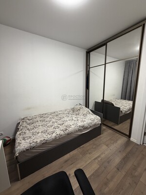 Продам трехкомнатную (3-комн.) квартиру, Красноказарменная ул, 14Ак6, Москва г