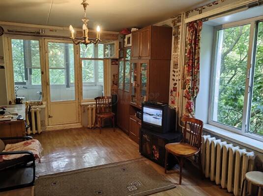 Продам однокомнатную (1-комн.) квартиру, Бехтерева ул, 35к1, Москва г