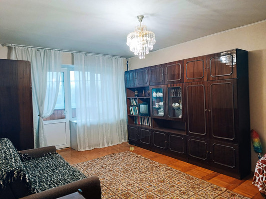 Продам двухкомнатную (2-комн.) квартиру, Симферопольская (Климовск мкр.) ул, 13, Подольск г