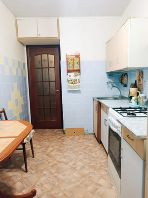 Продам двухкомнатную (2-комн.) квартиру, Симферопольская (Климовск мкр.) ул, 13, Подольск г