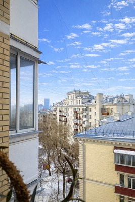 Продам трехкомнатную (3-комн.) квартиру, 7-я Кожуховская ул, 4к1, Москва г