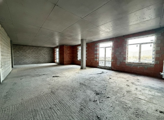 Продам трехкомнатную (3-комн.) квартиру, Биттирова ул, 123, Нальчик г