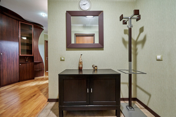 Продам однокомнатную (1-комн.) квартиру, Лавочкина ул, 34, Москва г