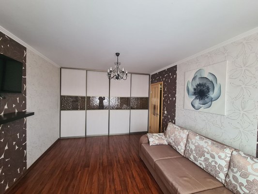 Продам однокомнатную (1-комн.) квартиру, Циолковского ул, 3а, Подольск г