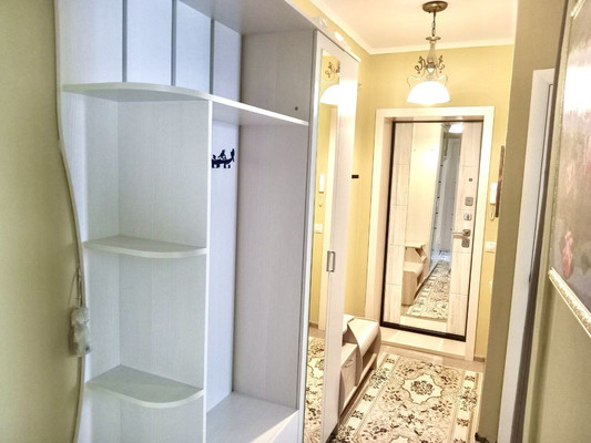 Продам трехкомнатную (3-комн.) квартиру, Партизана Железняка ул, 9Б, Красноярск г