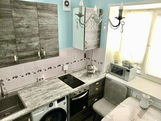 Продам трехкомнатную (3-комн.) квартиру, Партизана Железняка ул, 9Б, Красноярск г