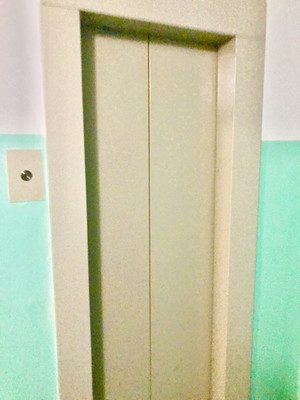 Продам трехкомнатную (3-комн.) квартиру, Кольский пр-кт, 111, Мурманск г