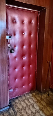 Продам трехкомнатную (3-комн.) квартиру, 9 Апреля ул, 5, Калининград г