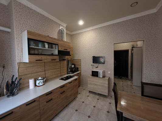 Продам однокомнатную (1-комн.) квартиру, Солнечная ул, 12к1, Нальчик г