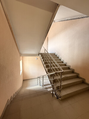 Продам однокомнатную (1-комн.) квартиру, Солнечная ул, 12к1, Нальчик г