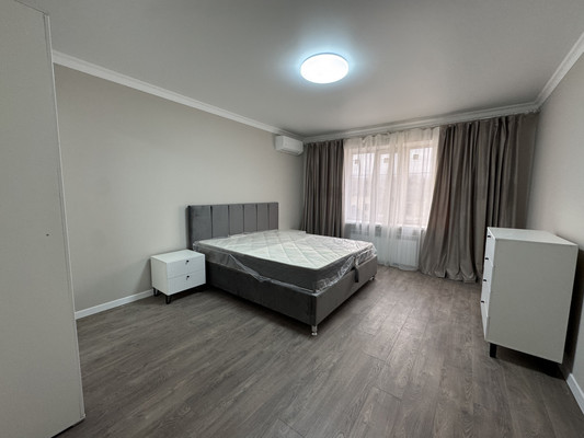 Сдам двухкомнатную (2-комн.) квартиру, Центральная ул, 33д, Нальчик г