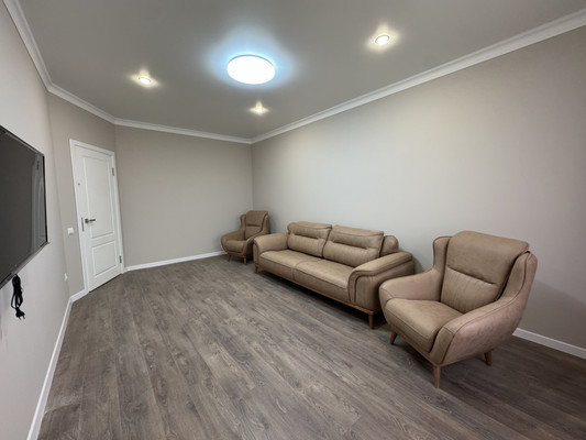 Сдам двухкомнатную (2-комн.) квартиру, Центральная ул, 33д, Нальчик г