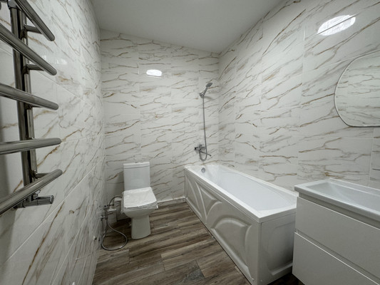 Сдам двухкомнатную (2-комн.) квартиру, Центральная ул, 33д, Нальчик г