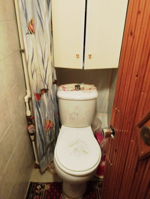 Продам двухкомнатную (2-комн.) квартиру, Добровольского пл, 16, Ростов-на-Дону г