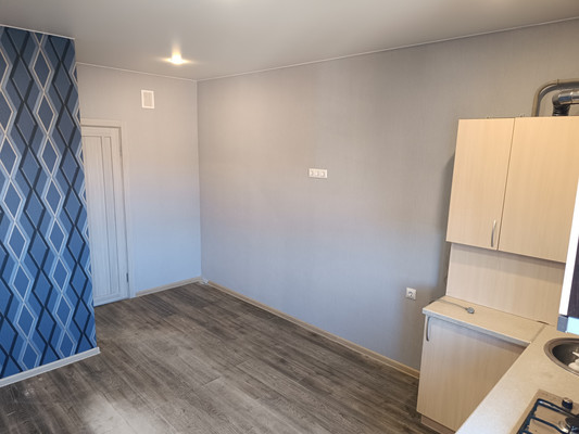 Продам однокомнатную (1-комн.) квартиру, Парковая ул, 32к1, Цемдолина с