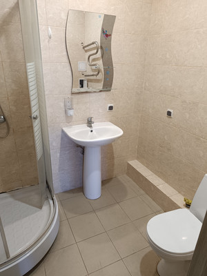 Продам однокомнатную (1-комн.) квартиру, Парковая ул, 32к1, Цемдолина с