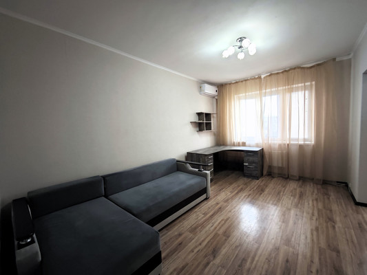 Продам однокомнатную (1-комн.) квартиру, Ленина пр-кт, 52, Новороссийск г