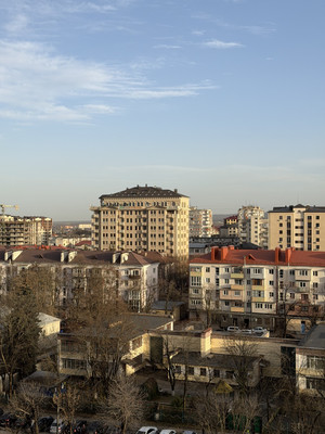 Продам трехкомнатную (3-комн.) квартиру, Горького ул, 29, Нальчик г