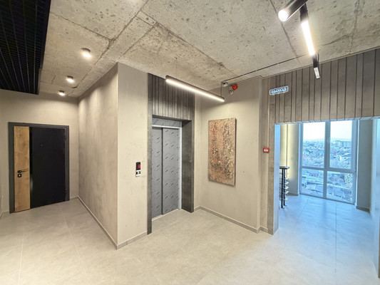 Продам трехкомнатную (3-комн.) квартиру, Горького ул, 29, Нальчик г