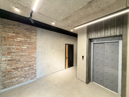 Продам трехкомнатную (3-комн.) квартиру, Горького ул, 29, Нальчик г