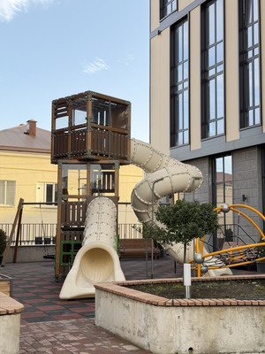 Продам трехкомнатную (3-комн.) квартиру, Горького ул, 29, Нальчик г