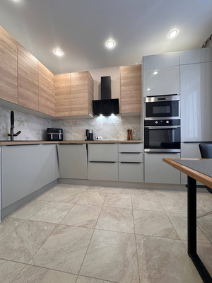 Продам двухкомнатную (2-комн.) квартиру, Переведенская (Пулковское тер.) ул, 12к1, Шушары п